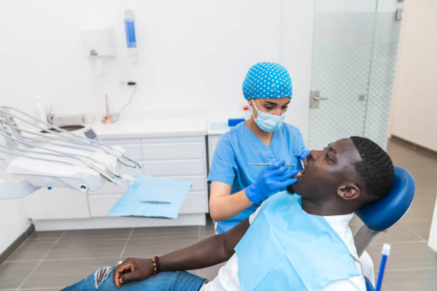 Best Urgent Tooth Repair  in Le Mars, IA